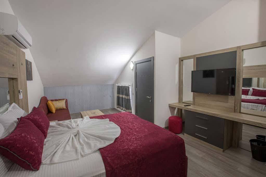 אנטליה Elanis Suites מראה חיצוני תמונה